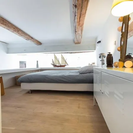 Apartman 06j - Superb Duplex Loft With Ac - Sea View *