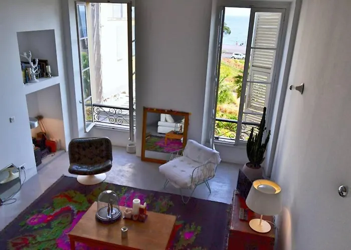 06j - Superb Duplex Loft With Ac - Sea View