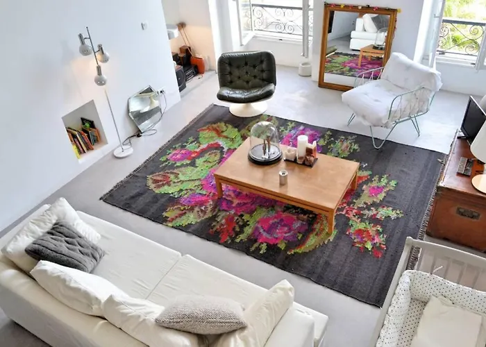 06j - Superb Duplex Loft With Ac - Sea View